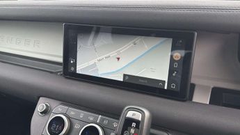 Land Rover Defender X-Dynamic SE