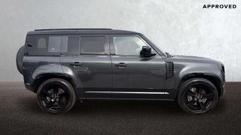 Land Rover Defender X-Dynamic SE