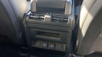 Land Rover Defender X-Dynamic HSE