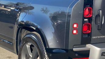 Land Rover Defender X-Dynamic HSE