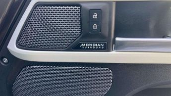 Land Rover Defender X-Dynamic HSE