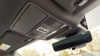 Land Rover Range Rover Evoque R-Dynamic SE