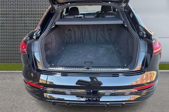 Audi Q8 Black Edition