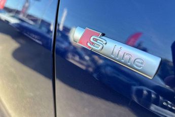 Audi Q4 Black Edition