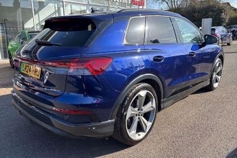 Audi Q4 Black Edition