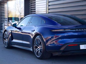 Porsche Taycan 
