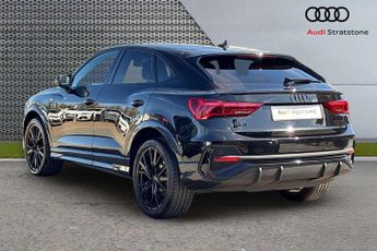 Audi Q3 Black Edition