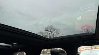 Land Rover Discovery R-Dynamic SE