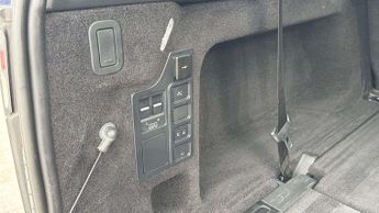 Land Rover Discovery R-Dynamic SE