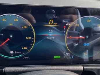 Mercedes-Benz EQA AMG Line