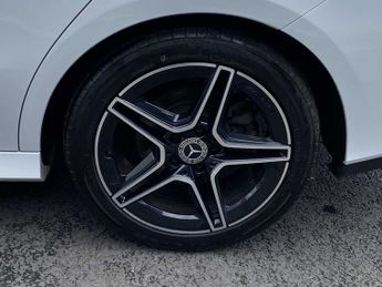 Mercedes-Benz Cla AMG Line