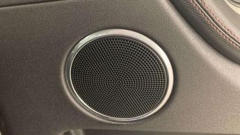 Land Rover Discovery Sport R-Dynamic S Plus