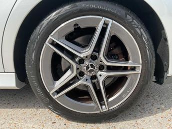 Mercedes-Benz Cla AMG Line