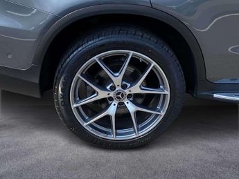Mercedes-Benz GLC AMG Line