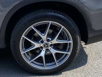 Mercedes-Benz GLC AMG Line