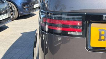 Land Rover Discovery R-Dynamic HSE