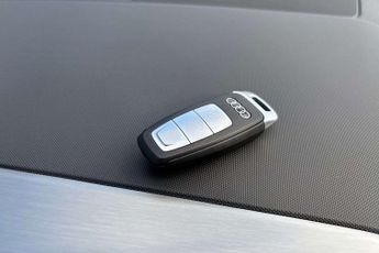 Audi Q4 S Line