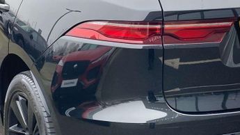 Jaguar F-PACE R-Dynamic SE Black