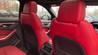 Jaguar F-PACE R-Dynamic SE Black