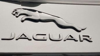 Jaguar F-PACE R-Dynamic SE Black