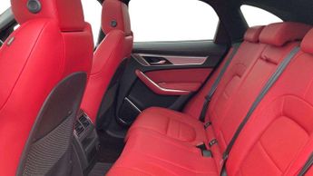 Jaguar F-PACE R-Dynamic SE Black