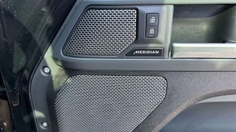 Land Rover Defender X-Dynamic HSE