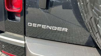 Land Rover Defender X-Dynamic HSE