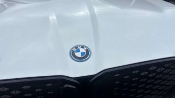 BMW Ix2 Shadow Edition