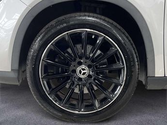 Mercedes-Benz GLA AMG Line