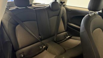 MINI Hatchback Cooper Classic