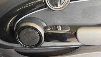 MINI Hatchback Cooper Classic