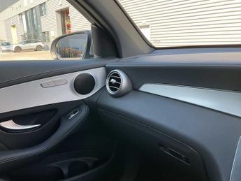 Mercedes-Benz Glc Coupe AMG Line