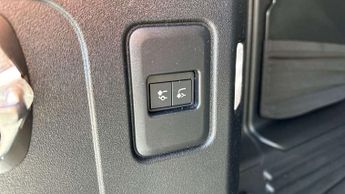 Land Rover Defender XS Edition