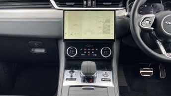 Jaguar F-PACE R-Dynamic SE