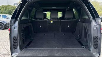 Land Rover Discovery R-Dynamic HSE