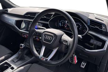 Audi Q3 S Line