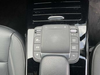 Mercedes-Benz Cla AMG Line