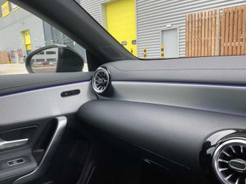 Mercedes-Benz Cla AMG Line