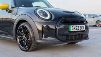 MINI Hatchback Cooper S Level 2