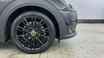 MINI Hatchback Cooper S Level 2