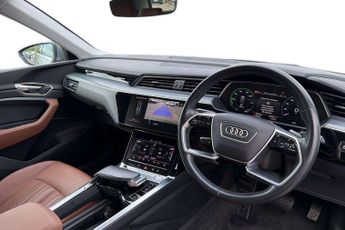Audi E-Tron 