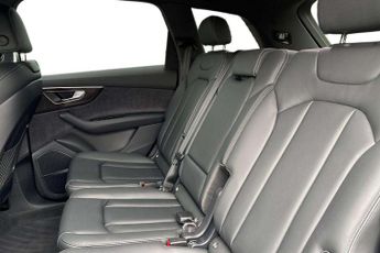 Audi Q7 Black Edition