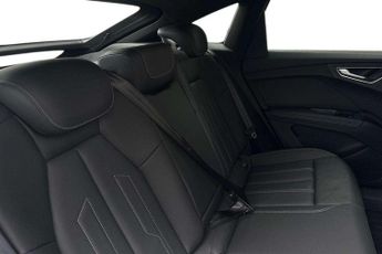 Audi Q4 Black Edition