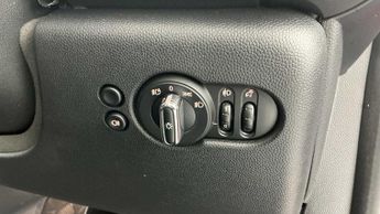 MINI Hatchback Cooper Classic