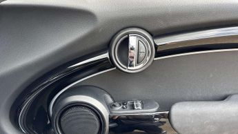 MINI Hatchback Cooper Classic