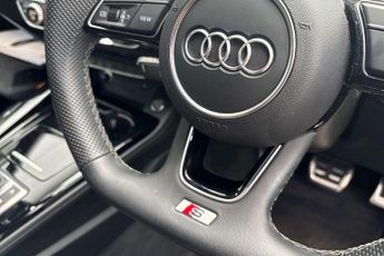 Audi A4 Black Edition