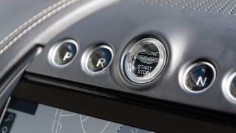 Aston Martin DBX DBX707