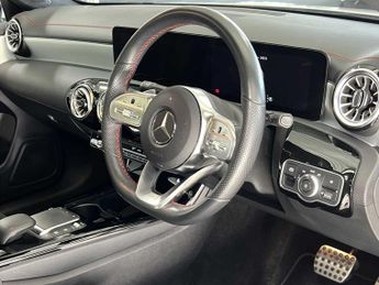 Mercedes-Benz Cla AMG Line