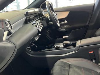 Mercedes-Benz Cla AMG Line