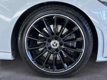 Mercedes-Benz Cla AMG Line
